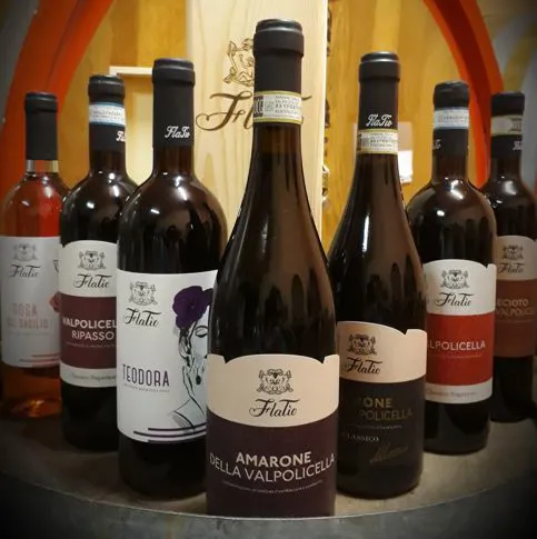 Apertura wine shop